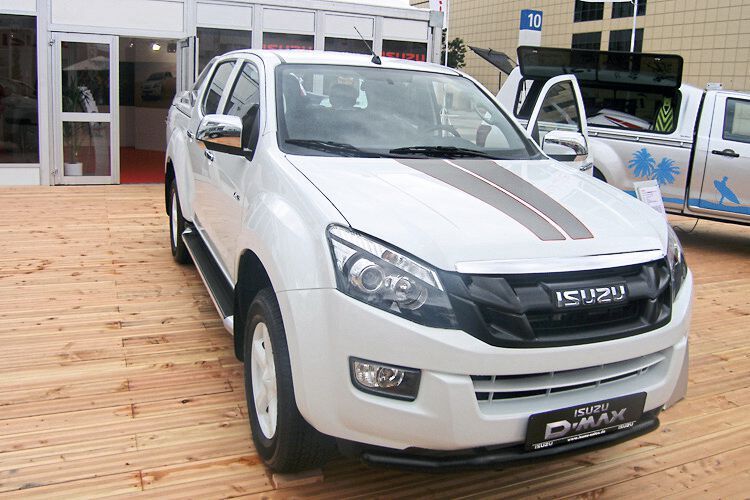 Da sich in der Modellpalette nicht viel tut, kommt Isuzu immer wieder mit Facelifts und Sondermodellen auf den Markt. Im Bild zu sehen der D-Max Maximum, der zur IAA 2015 vorgestellt wurde. (Bild: Grimm / »kfz-betrieb«)