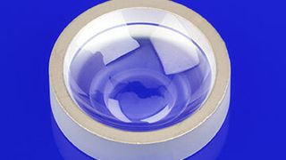 Saphir-Schaugläser bestehen aus einem einzelnen Aluminiumoxid-Kristall. (Bild: Morgan Technical Ceramics)