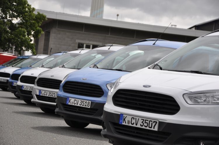 Im Mai hat Ford die Fernsehwerbung gestartet und seinen Händlern Werbematerial an die Hand gegeben. (Foto: Richter)