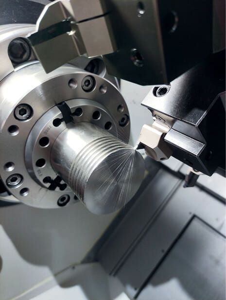 (2014 startete die Geschäftsbeziehung mit dem Werkzeuglieferanten mit fünfmonatigen, intensiven Tests zu einem neuen Stechsystem, das heute noch im Einsatz ist. Bild: Arno)