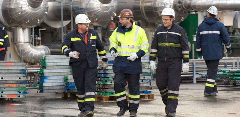 BP Chembel in Geel produces 1,300,000 tonnes of PTA (purified terephthalic acid) per year and 700,000 tonnes per year of PX (paraxylene) (end of 2012). (Picture: BP)