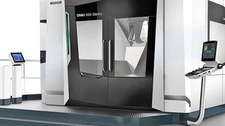 DMG Mori präsentiert die DMU 200 Gantry für die Großteilebearbeitung als Weltpremiere auf der EMO 2017 in Hannover. (DMG Mori)