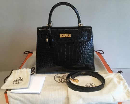 Die Handtasche Hermès Kelly wurde per Buy-Now-Funktion zum Preis von 25.000 Euro verkauft.(Bild:  Catawiki)