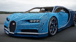 Über 1 Million Lego Technic Teile, 13.438 Arbeitsstunden, 5,3 PS, 92 Nm und Spitzengeschwindigkeit von kanpp 20 km/h: Der Bugatti Chiron als Original-Lego-Modell. (Lego)
