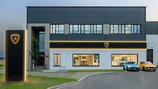 Die Moll-Gruppe hat einen Lamborghini-Standort in Köln eröffnet. (Bild: Lamborghini)