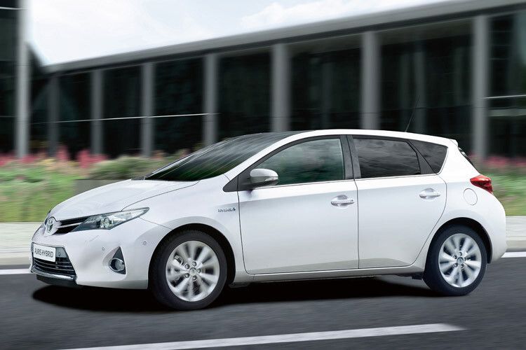 ...den Auris... (Foto: Toyota)