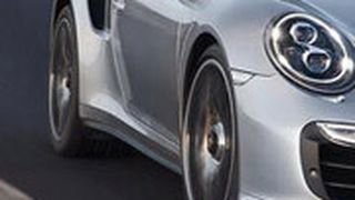 Den neuen 911 Turbo bietet Porsche inklusive mitlenkenden Hinterrädern an. (Foto: Porsche)