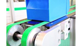 Um den Verschleiß der Präzisionstransportbänder möglichst gering zu halten, bietet Habasit Rossi seine Zahnriemen auch mit einem robusten Polyamidgewebe auf Zahn- und Rückseite an.Bilder: Habasit Rossi (Archiv: Vogel Business Media)