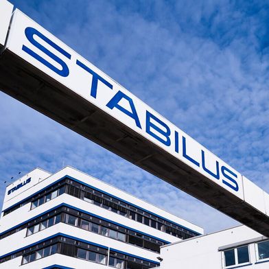 Stabilus aus Koblenz, bekannt etwa für seine Gasfedersysteme, kann mit Blick auf den Jahresstart aufatmen. Hier die vorläufigen Zahlen ... (Bild: Stabilus)