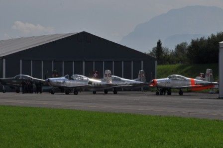 Cérémonie haut en couleur pour la population, les employés de Pilatus et tous les fans de l'aviation suisse. (Image: SMM/Reinshagen)