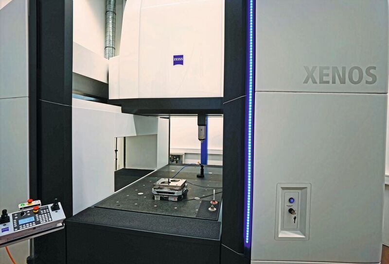 Xenos est le tout dernier système de mesure tridimensionnelle high-tech de Zeiss, qui offre une précision de mesure de 0,3 + L/1.000 µm. (Klaus Vollrath)