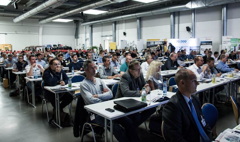 Zahlreiche Anwender, Hersteller und Betreiber von Maschinen und Anlagen waren in Würzburg vor Ort, um sich auf den neusten Stand der Maschinensicherheit zu begeben. (K.Juschkat/konstruktionspraxis)