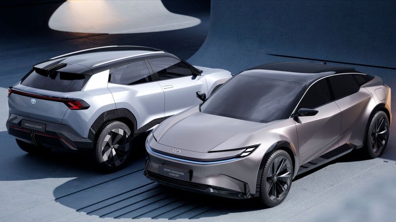 Der Sport Crossover (rechts) wird Toyotas neues Flaggschiff. (Bild: Toyota)