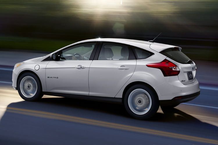 Die Höchstgeschwindigkeit beträgt 135 km/h. (Foto: Ford)