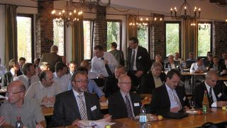 31. Seminar für Sachverständige vom 2. bis 4. November 2011 in Gut Höhne in Mettmann: Die 80 Teilnehmer kamen vor allem aus Deutschland, aber auch aus angrenzenden Ländern wie den Niederlanden, Belgien, Schweiz und aus Slowenien. (Bild: Drathen)