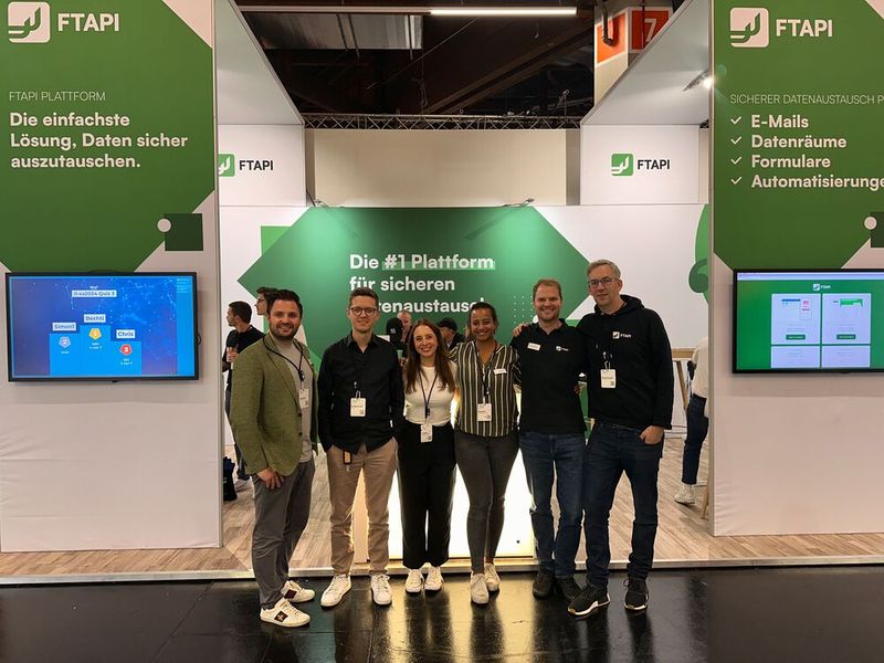 Das FTAPI Team freut sich auf die nächsten Messetage. (Bild: Vogel IT-Medien)