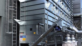 Ein funktionsfähiges Modell einer Filteranlage am Eaton-Stand zeigt, wie Hersteller den Anforderungen der ErP-Richtlinie gerecht werden können. (Bild: Eaton)