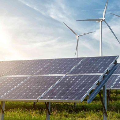 Stadtwerke, regionale Versorger und Netzbetreiber stehen zunehmend vor der Aufgabe, neue Geschäftsmodelle für die Stromvermarktung zu entwickeln, welche Wirtschaftlichkeit, Versorgungssicherheit und Klimaschutz verbinden.  (Bild: Copa Data)