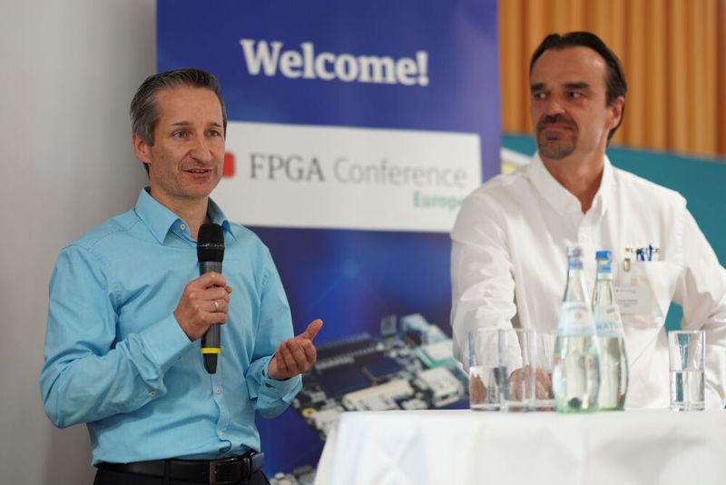 FPGA Conference Europe 2022: Über 70 Sprecher, 100 Vorträge und über 250 Teilnehmer – nach zwei Jahren mit Corona-bedingten Digitalkonferenzen fand die dreitägige FPGA Conference vom 5. bis 7. Juli 2022 endlich wieder als Präsenzveranstaltung statt. Besondere Highlights waren die spannende Keynote von Nick Ni von AMD/Xilinx, die interessante Couchtalk-Expertenrunde, der traditionelle BBQ-Grillabend sowie die vielen glücklichen Gewinner der Verlosungsaktionen.  (Bild: Nadine Stegemann)