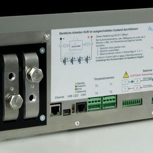 Die Baugruppe Li-Connect basiert auf einem aktiven Balancer, der für eine intelligente Energieverteilung zwischen den Zellen einer Batterie sorgt. Durch die Energieeinsparung muss die Batterie auf diese Weise erst nach 20 Jahren ausgetauscht werden.