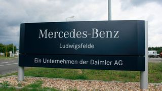 Die Zukunft der Mitarbeiter des Mercedes-Benz-Werkes in Ludwigsfelde ist fraglich. Die Gewerkschaft will alles tun, um das Schlimmste zu verhindern. Heute wurde vom Autobauer immerhin geäußert, dass eine Werksschließung nicht zur Debatte steht. (Bild: Mercedes-Benz)