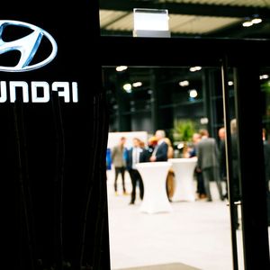 (Thüllen/Chris Neumann)