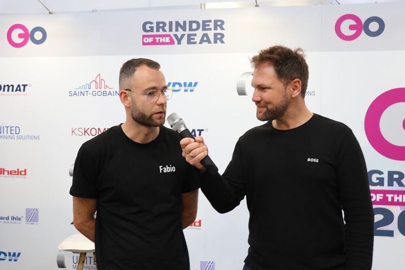 Der «Grinder Of The Year» 2026 Fabio Schoppet im Interview mit GOTY-Moderator Tobias Witton. (Bild: KSKOMM GmbH & Co. KG)