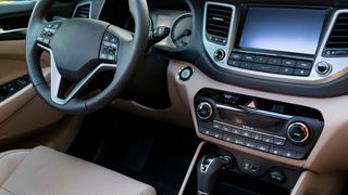 Ein Schwerpunkt von Klüber Lubrication auf der IZB sind geruchsneutrale Spezialschmierstoffe für den Fahrzeuginnenraum. (Fotolia - Redpixel)