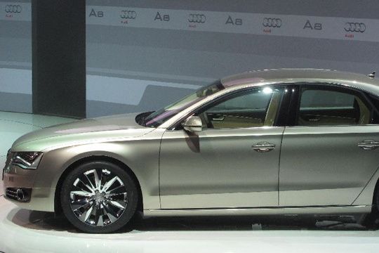 Die Dachlinie des neuen Premium-Angreifers ist flacher gezogen als bei den Konkurrenz-Modellen. (Archiv: Vogel Business Media)