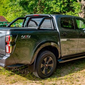 Theoretisch kann der über zwei Tonnen schwere Isuzu D-Max V-Cross gar bis zu 3.500 Kilogramm ziehen.(Bild:  Auto-Medienportal.Net)