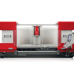 In dieser Fünf-Achs-Fräsmaschine von Hedelius ist eine Fix-und-Finish-Schutzabdeckung von Arno Arnold verbaut.