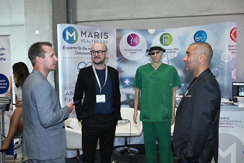 Rundgang im Ausstellungsbereich (WISO/Schmidt-Dominé)