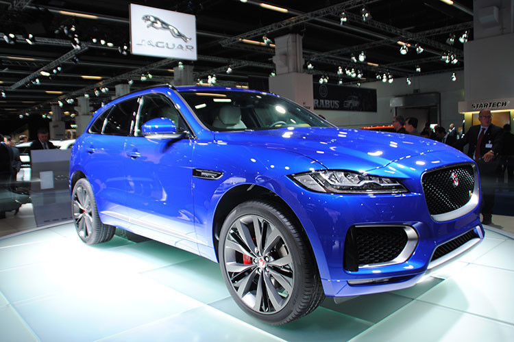 Jaguar enthüllt den F-Pace. Das SUV kommt 2016 auf den Markt. (Foto: Steiler)