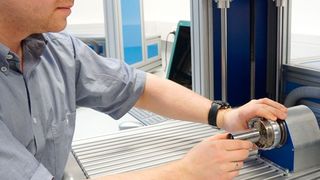 Musterbeschriftungen im hochmodernen hauseigenen Applikationslabor bei ACI Laser. (ACI Laser)