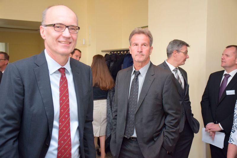 Viktor Richtsfeld (i.), Wolf Anlagentechnik, und Manfred Wörner, KTD. (Wenz)