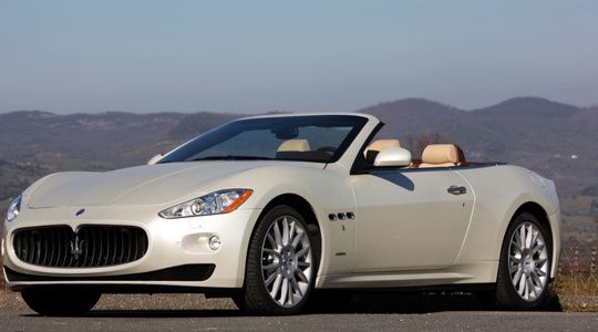 Diesen Maserati gab es sogar noch nie: Das Gran Cabrio ist das erste offene Fahrzeug der Unternehmensgeschichte, in dem vier Personen Platz haben. (Archiv: Vogel Business Media)