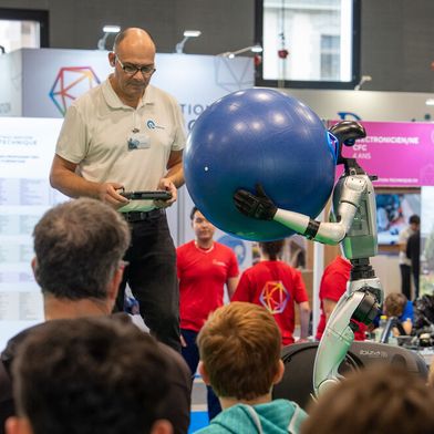 Vues du Salon des Métiers et de la Formation de Lausanne 2025 (Source : © Gabriel Lado)