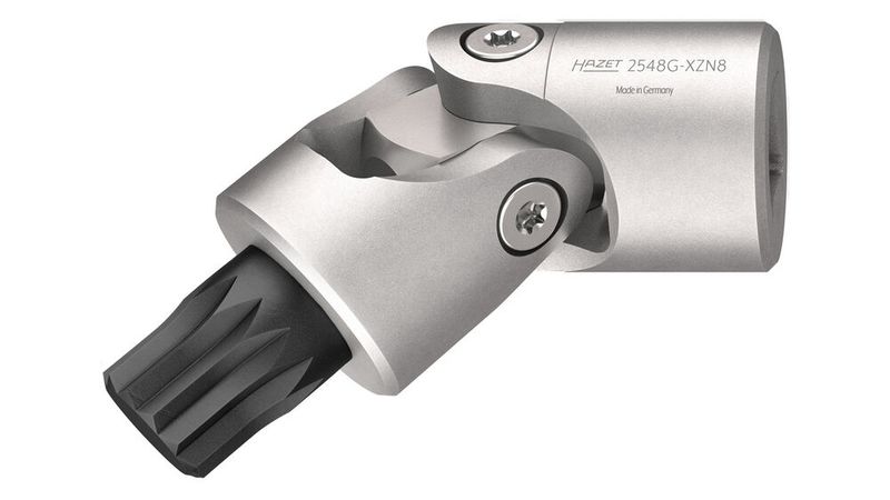 Die Gelenknuss ist für das Lösen von Befestigungsschrauben des 4/2 Wege-Ventils mit Kühlmittelregler konzipiert und kostet 25,50 Euro netto. (Bild: Hazet)