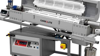 Der neue Drehrohrofen von Carbolite ermöglicht das einfache Ausbauen und Austauschen des Arbeitsrohres. (Bild: Carbolite)