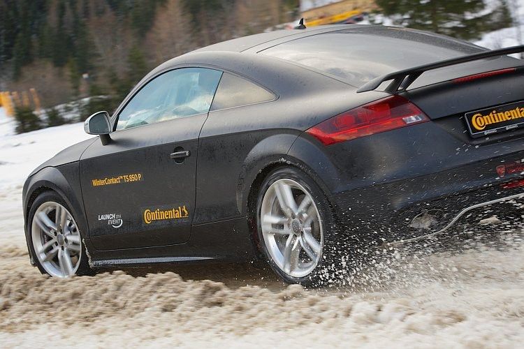 Das Größenspektrum des Neulings deckt auch die Bedürfnisse leistungsstarker Sportwagen wie des Audi TT-RS ab. (Foto: Continental)