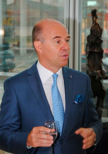 Guy Caquelin, Regional Director Europe & Russia Bugatti Automobiles: „Was die Standards angeht, sind wir sehr flexibel mit den Partnern. Wir setzen uns zusammen und schauen: Was ist ein ,must‘, und was ist ,nice to have‘?“ (Foto: Baeuchle)