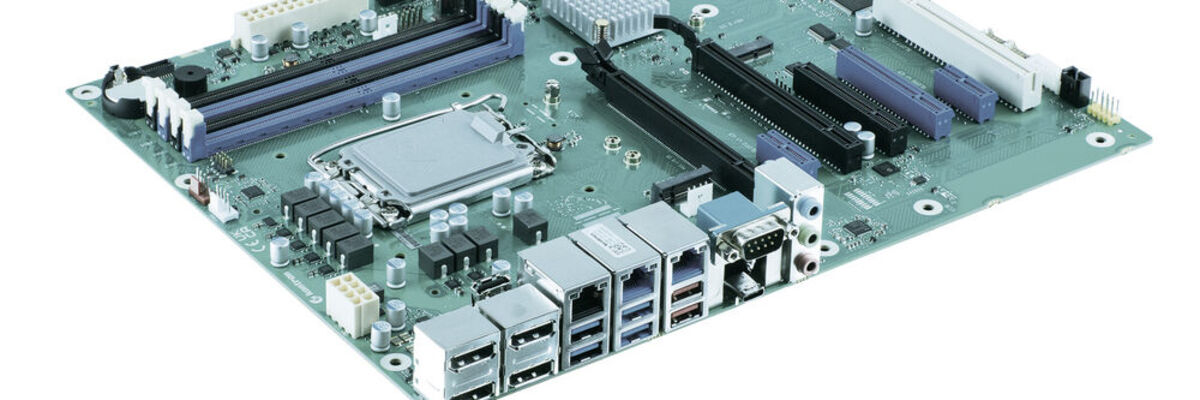 Das ATX-Mainboard Kontron K3851-R basiert auf dem R680E-Chipsatz von Intel. Es bietet gleich drei Ethernet-Ports: zweimal 2,5GbE mit Teaming und einmal GbE mit iAMT-Unterstützung.