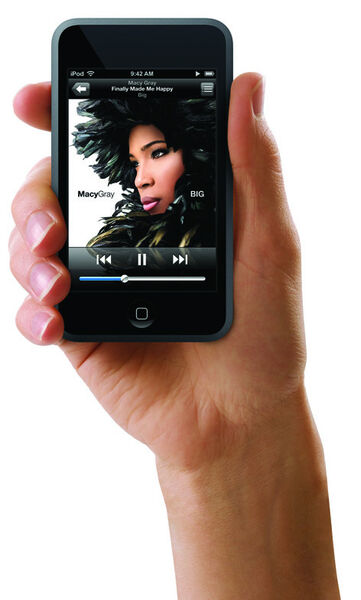 Dünner und leichter als das iPhone, aber genauso zu bedienen: der iPod Touch. (Archiv: Vogel Business Media)