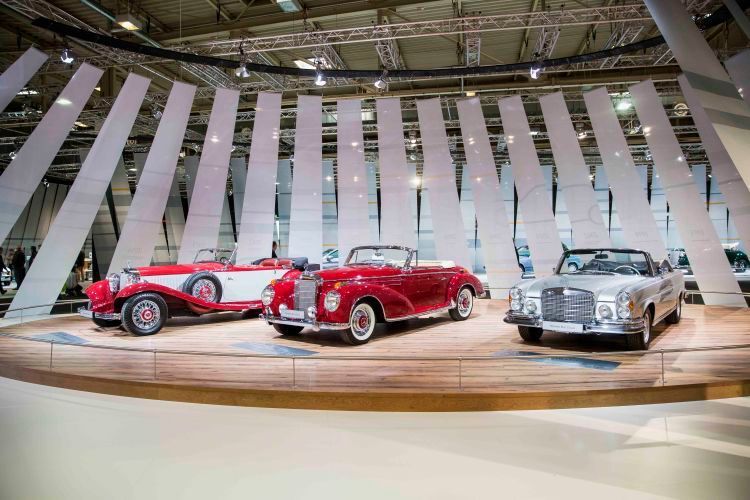 Wie in jedem Jahr präsentiert sich Mercedes-Benz mit einer kompletten Messehalle. Auch hier mit dabei: zahlreiche Markenclubs. (S.I.H.A.)