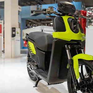 Mit dem Joy bringt Fantic 2023 seinen ersten E-Scooter auf den Markt.(Bild:  Fantic)