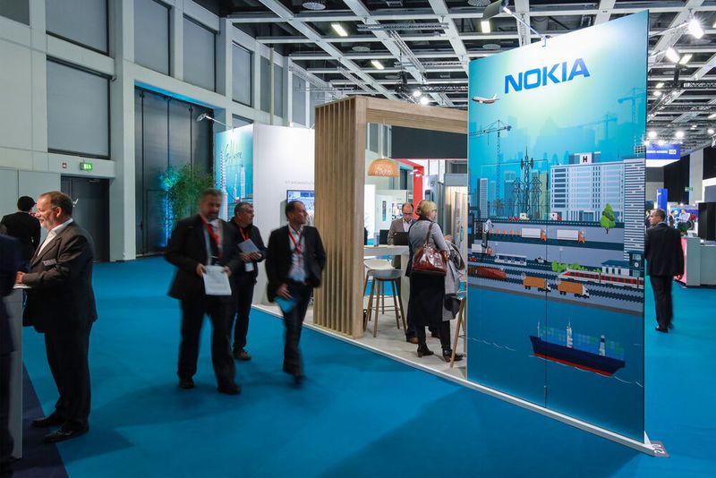 Die mehr als 50 Aussteller der Industriemesse boten einen repräsentativen Querschnitt über die Elektronik und Techniken in der Mobilität.  (Messe Berlin)