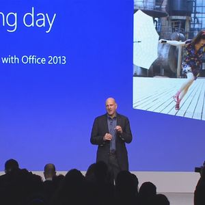 „Ein aufregender, aufregender Tag“: Steve Ballmer beim weltweiten Launch von Windows 8, dem wichtigsten Produkt für Microsoft seit 17 Jahren.