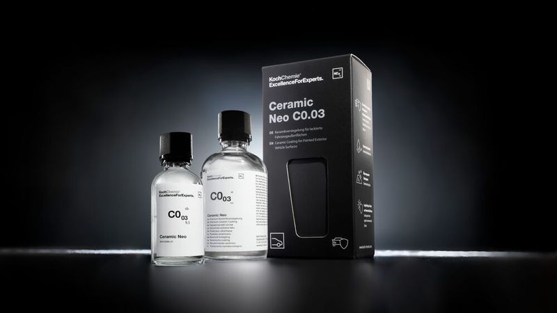 Die Versiegelung Ceramic Neo C0.03 schützt Fahrzeuglack vor Umwelteinflüssen. (Bild: Koch-Chemie)