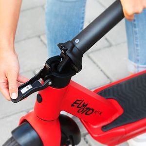 Der Klappmechanismus ist simpel und leichtgängig.(Bild:  Govecs)