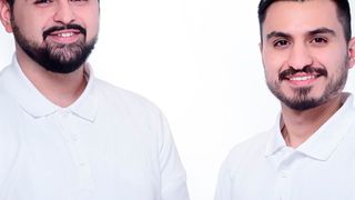 Die Carbay-Gründer Furkan (li.) und Hakan Icer stellen ihre Auktionsplattform ein und wechseln unverzüglich zu Manheim Express. (Bild: Carbay)